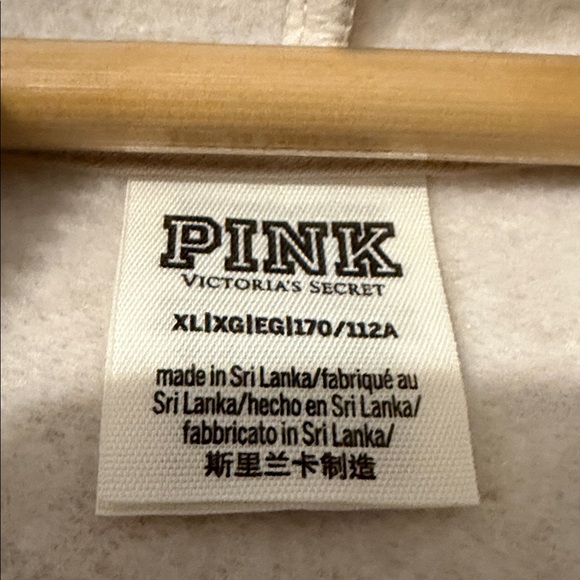 XL Brand new VS Pink Sweater - no tags - Picture 3 of 3